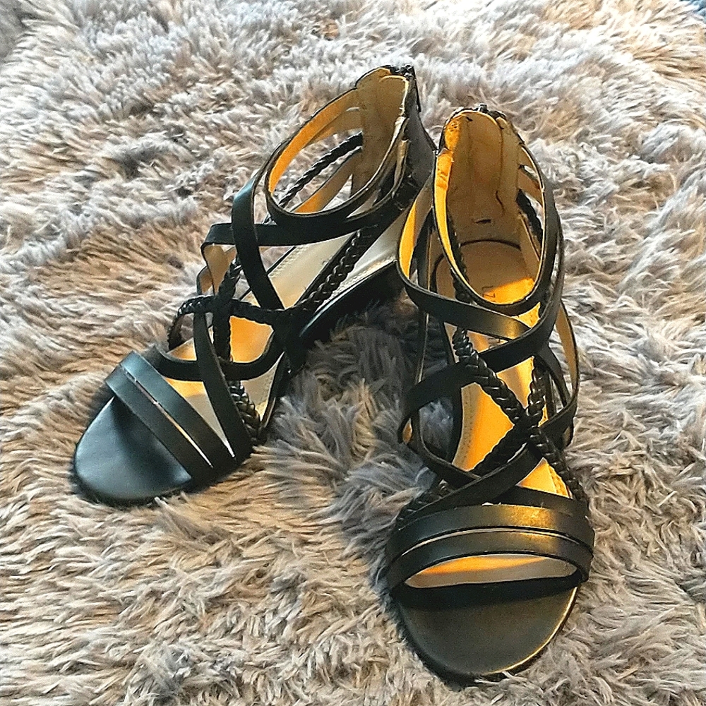 Liz Claiborne black leather sandal wedges. Size 6M